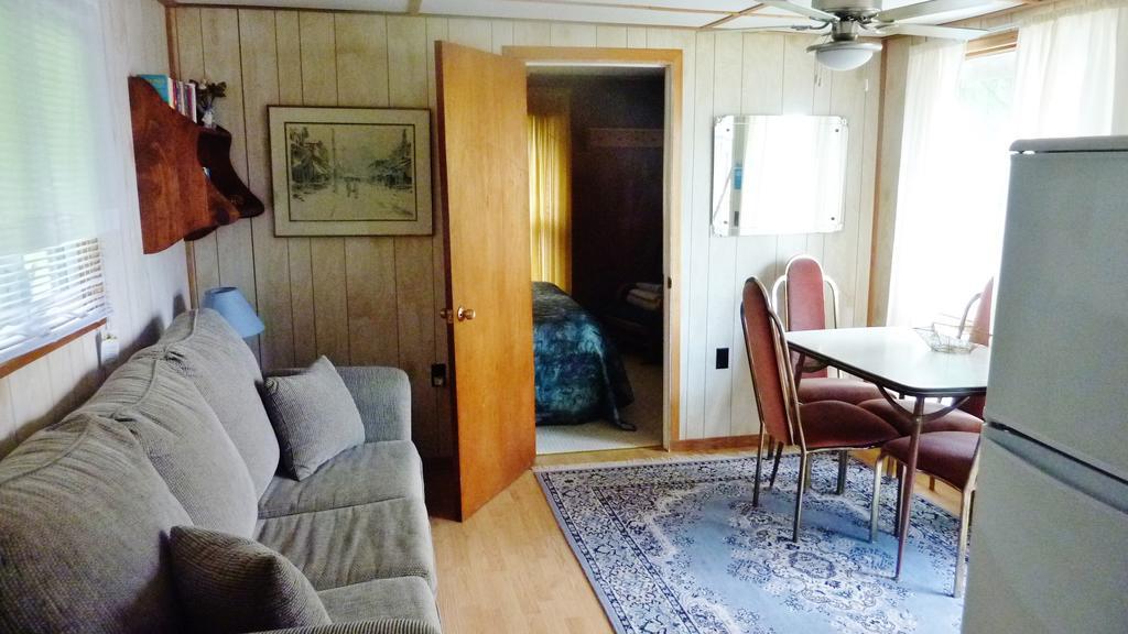 Silver Springs Cottage Resort Harcourt Esterno foto